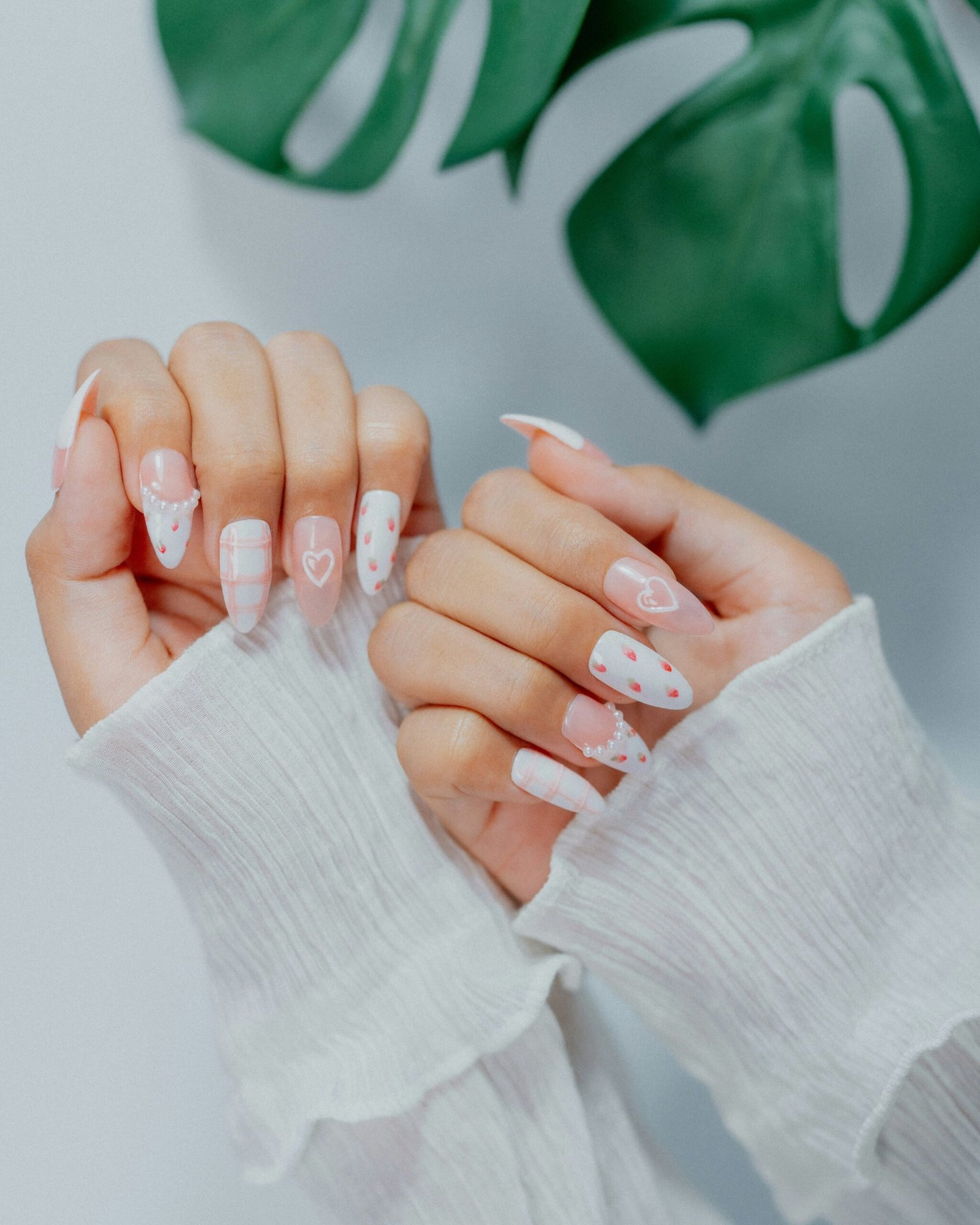 Ari Kurniawan QVZNmigGmFE Unsplash Scaled